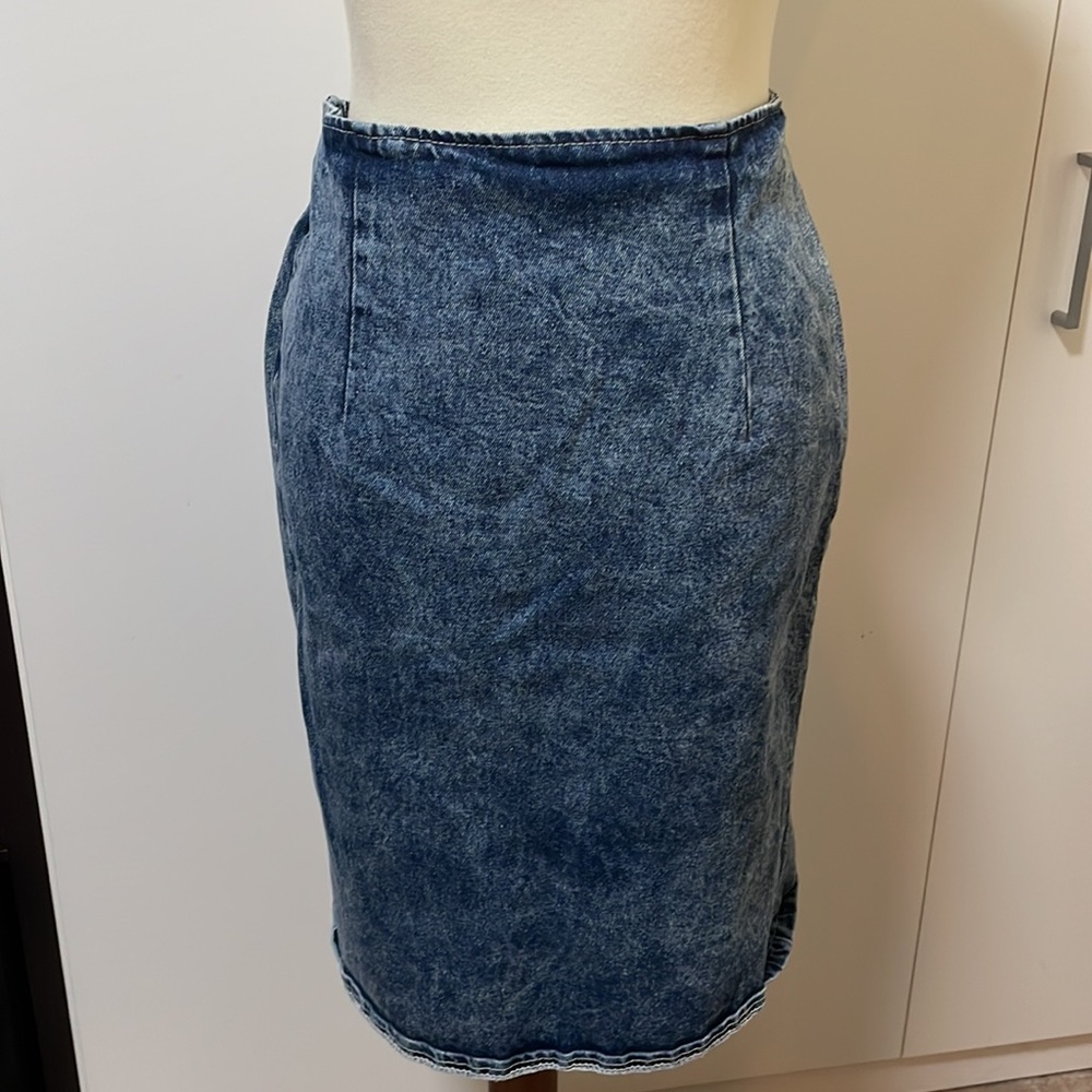 Vintage Denim Skirt * Size Large‎ * - Picture 2 of 9